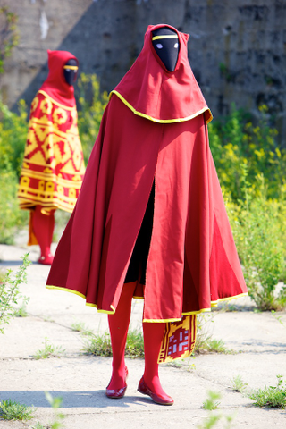 Illustration for article titled Journey Cosplay is Tough, Because Humans Have Arms